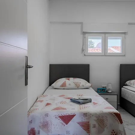 Apartment Kristija Vir