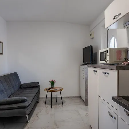 Kristija Apartmán Vir