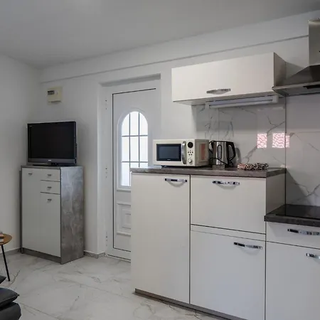 Kristija Apartmán Vir