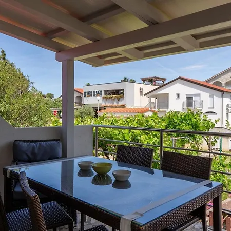 Kristija Apartmán Vir